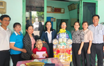 Lãnh đạo TPHCM thăm, tặng quà người có công với cách mạng 