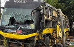 Vụ lật xe khách làm 10 người chết ở Hà Tĩnh: Tài xế chạy tốc độ cao, mất lái lao vào cột điện