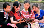 Học sinh dân tộc thiểu số được tiếp xúc nhiều hơn với công nghệ và AI trước khi vào đại học