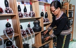Gìn giữ nghề gốm truyền thống của người Ba Na