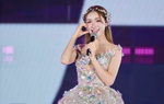 Phương Mỹ Chi, Hòa Minzy cùng 25.000 khán giả hòa mình vào "đại tiệc âm nhạc V Concert"