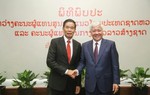 Chủ tịch UBTƯ MTTQ Việt Nam Đỗ Văn Chiến gửi thư chúc mừng 75 năm ngày thành lập Mặt trận Lào Xây dựng đất nước