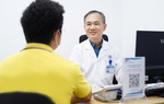 Người chồng đón tin vui sau nhiều năm vô sinh do mắc bệnh hiếm