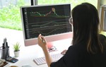 Người phụ nữ mất hơn 1 tỷ đồng khi được bạn trai trên mạng rủ đầu tư sàn ngoại hối