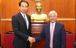 Chủ tịch Ủy ban Trung ương MTTQ Việt Nam Đỗ Văn Chiến tiếp Đại sứ Trung Quốc tại Việt Nam