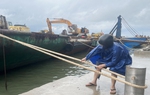 Bão số 5 ngày càng mạnh, các địa phương gấp rút sơ tán dân, thực hiện cấm biển
