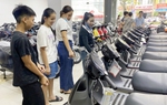Xe điện vào mùa cao điểm trước thềm khai giảng