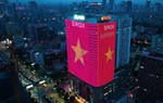 ROX Tower rực rỡ cờ hoa, lan tỏa tinh thần tự hào Việt Nam