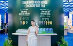 Người dân thích thú trải nghiệm không gian trưng bày của Vinamilk tại triển lãm thành tựu đất nước 80 năm