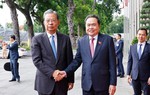 Chủ tịch Quốc hội hội đàm với Ủy viên trưởng Nhân đại toàn quốc Trung Quốc