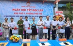 TPHCM: Rộn rã Ngày hội "Tết Độc lập" ở phường Phú Thọ