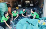 Phụ nữ Đông Trạch gieo mầm yêu thương từ phế liệu