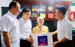 Chương trình "Ơn nghĩa sinh thành 2025" tri ân các Mẹ Việt Nam Anh hùng, người có hoàn cảnh khó khăn tại TPHCM