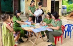 "Mẹ đỡ đầu" - lan tỏa yêu thương đến với trẻ em mồ côi ở Cao Bằng