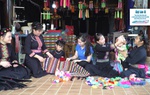 Trải nghiệm: May túi thổ cẩm, đưa sắc màu vùng cao vào cuộc sống hiện đại