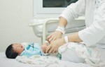 Hoa hậu Ngọc Hân công khai ảnh con đầu lòng