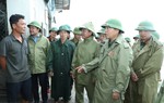 Ứng phó bão số 10, Phó Thủ tướng yêu cầu không để người dân cố bám trụ khu vực nguy hiểm