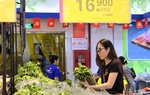 Siêu thị giảm giá thực phẩm, san sẻ với người dân bị ảnh hưởng bão số 10