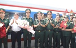 Tiễn 1.257 cán bộ, chiến sĩ hoàn thành nhiệm vụ diễu binh, diễu hành A80