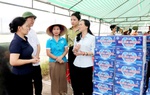 Phụ nữ Thanh Hóa chung tay sẻ chia khó khăn với người dân vùng lũ Nông Cống