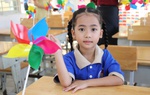 TPHCM: Hoa trong lễ khai giảng chuyển thành hỗ trợ đồng bào bão lụt, học sinh khó khăn