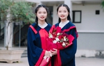 Chị em song sinh trúng tuyển vào Học viện Quân y với điểm tuyệt đối 30/30