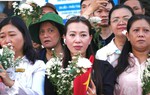 Video: Người dân nghẹn ngào tiễn đưa 731 Anh hùng liệt sĩ về nơi an nghỉ