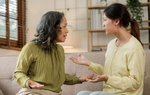 Lao đao vì bố mẹ chồng thích "làm màu" với thiên hạ