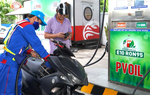 PVOIL giảm giá 350 đồng/lít xăng dầu tại 1.100 cửa hàng trên toàn quốc
