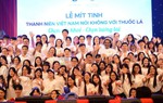 Thanh niên Việt Nam hưởng ứng xây dựng môi trường không khói thuốc lá