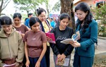 20/10, mong thay hoa bằng hộp sữa, thẻ khám thai dành tặng mẹ bầu khó khăn ở Gia Lai