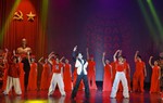 Liên hoan nghệ thuật "Chuyện thanh xuân": Chắp cánh cho tài năng trẻ