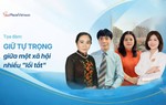 Tọa đàm: Giữ tự trọng giữa một xã hội nhiều "lối tắt"