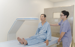 Liệu pháp sinh học điều trị loãng xương tránh biến chứng cho người cao tuổi