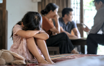Nghi con bị người họ hàng xâm hại, có nên tố giác?