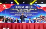 Czech lower house speaker visits Vietnamese community in Prague