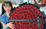 Út Nhi và "giấc mơ hoa"