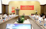 Phó Chủ tịch - Tổng Thư ký Hà Thị Nga giám sát việc thực hiện dân chủ ở cơ sở tại Lào Cai