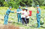 Chiến sĩ "sao vuông" góp sức giữ bình yên biên giới