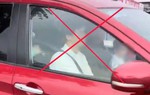 Xử lý tài xế để trẻ em ngồi ngay trước vô lăng