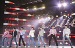 BTS lập dấu mốc mới cho văn hóa Hàn Quốc với concert live toàn cầu