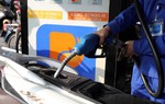 Tiếp tục chi quỹ bình ổn, chưa điều chỉnh giá xăng dầu trong nước