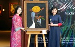 Triển lãm sơn mài "Chạm vào thinh không" của nữ họa sĩ khiếm thính
