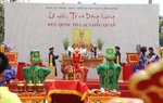 Hàng nghìn người dự lễ rước, dâng hương Đức Quốc Tổ Lạc Long Quân, lan tỏa giá trị gia đình Việt