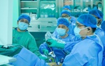 Phẫu thuật thành công cho doanh nhân nước ngoài bị ung thư đại tràng biến chứng tắc ruột