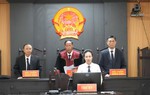 Tuyên phạt Nguyễn Đình Thắng 11 năm tù về tội "khủng bố"