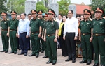 Phó Thủ tướng, Bộ trưởng Bộ Quốc phòng Phan Văn Giang dâng hương tưởng niệm các Anh hùng liệt sĩ tại Thái Nguyên