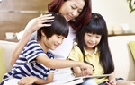 Mẹ đơn thân dạy con mạnh mẽ từ những vết sẹo đời mình