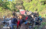 Vụ xe ôtô xuống vực ở Lâm Đồng: Khẩn trương cứu chữa cho các nạn nhân