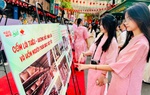 Sinh viên thức từ 2h sáng, háo hức "săn" ảnh làng nghề